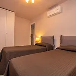 Ca Bianca Zero By Garda Apartament *
