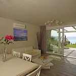 Ca Bianca Zero By Garda Apartament